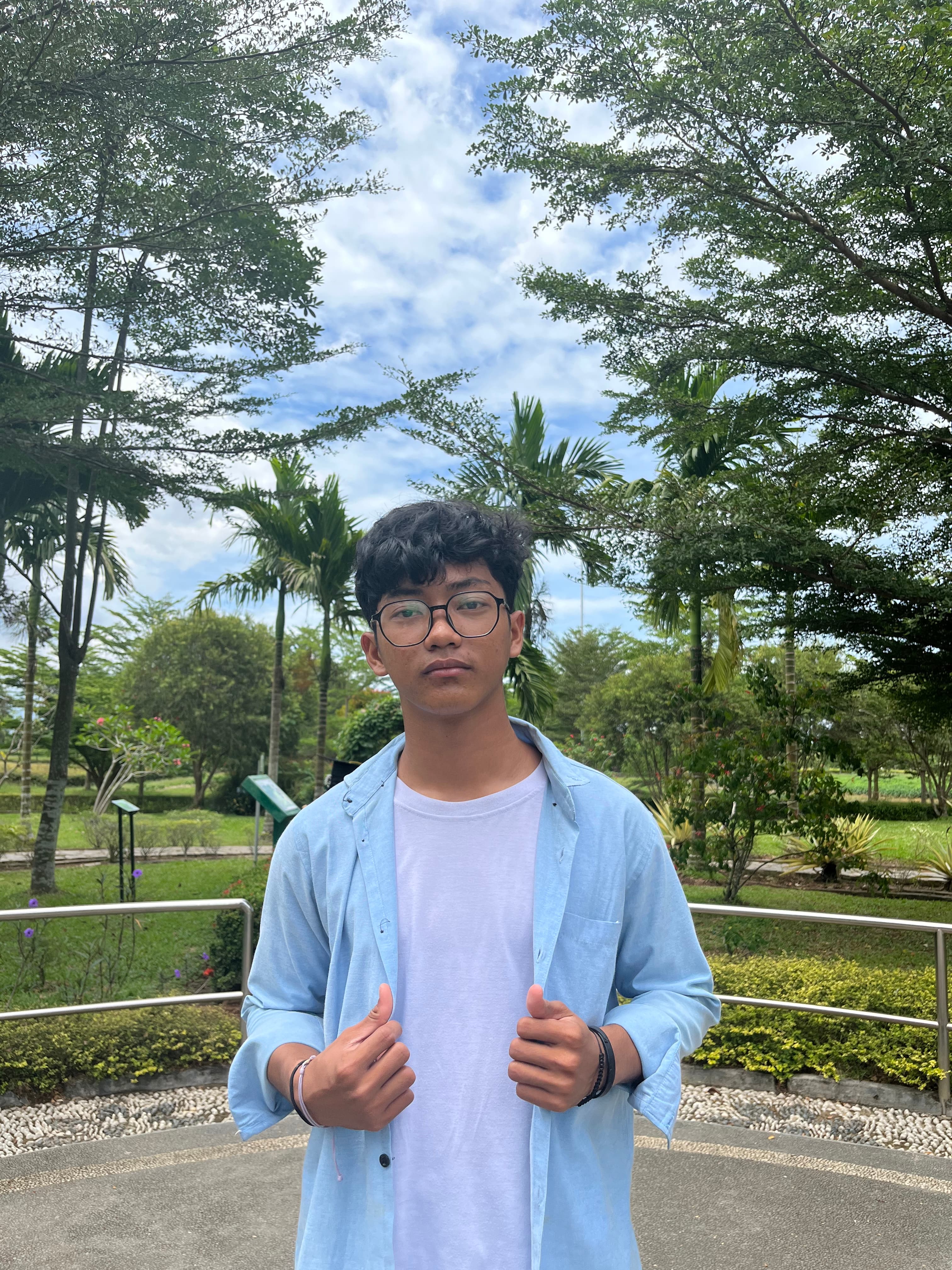 Ibnu Hanif Qodlisyah - Finance Officer